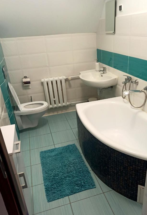 Wynajem Pokoi Wiki Apartment Mikołajki Bagian luar foto