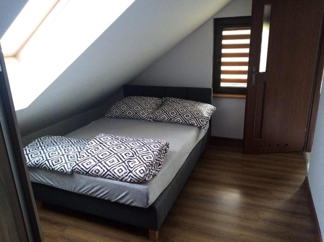 Wynajem Pokoi Wiki Apartment Mikołajki Bagian luar foto